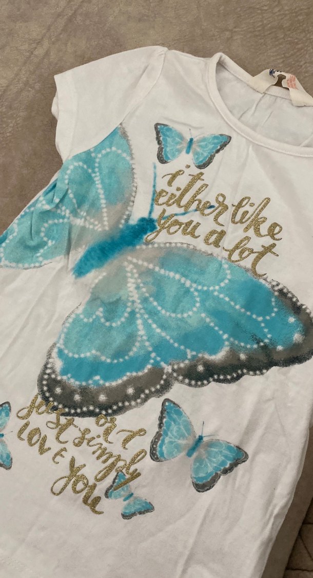 Mavi Kelebek Baskılı Kız Tişörtü - Görsel 5