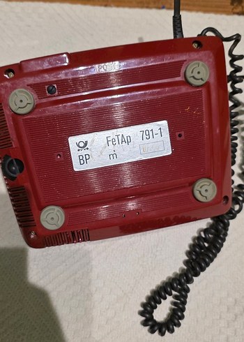 Beden kırmızı Renk ÇEVİRMELİ TELEFON