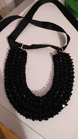 Accessorize siyah kolye
