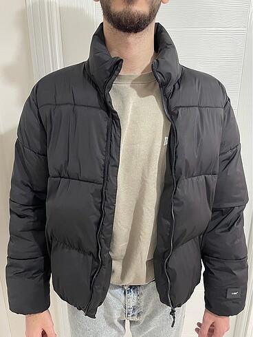 BERSHKA MONT