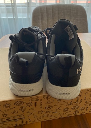 Siyah Gri Under Armour UA CHARGE FOCUS Erkek Koşu Ayakkabısı - Görsel 4