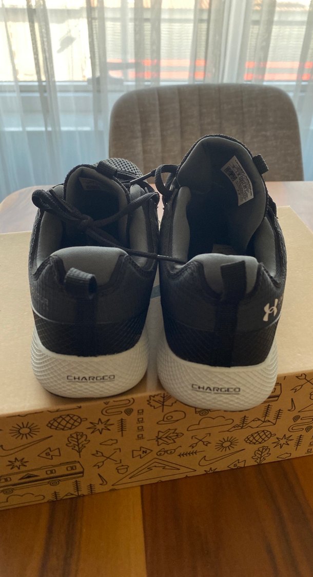 Siyah Gri Under Armour UA CHARGE FOCUS Erkek Koşu Ayakkabısı - Görsel 4