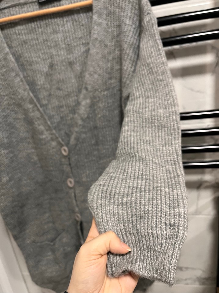 Gri Düğmeli Midi Kadın Hırka - Görsel 2