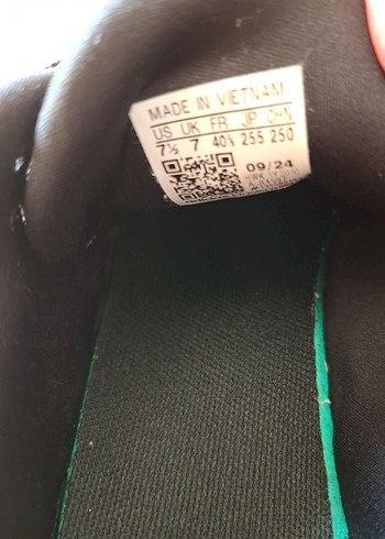 Az kullanılmış orijinal Adidas koşu ayakkabısı - Görsel 7