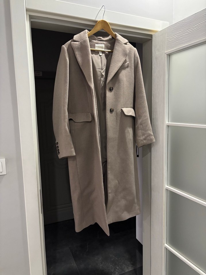 Bej Düğmeli Kaban - Görsel 2