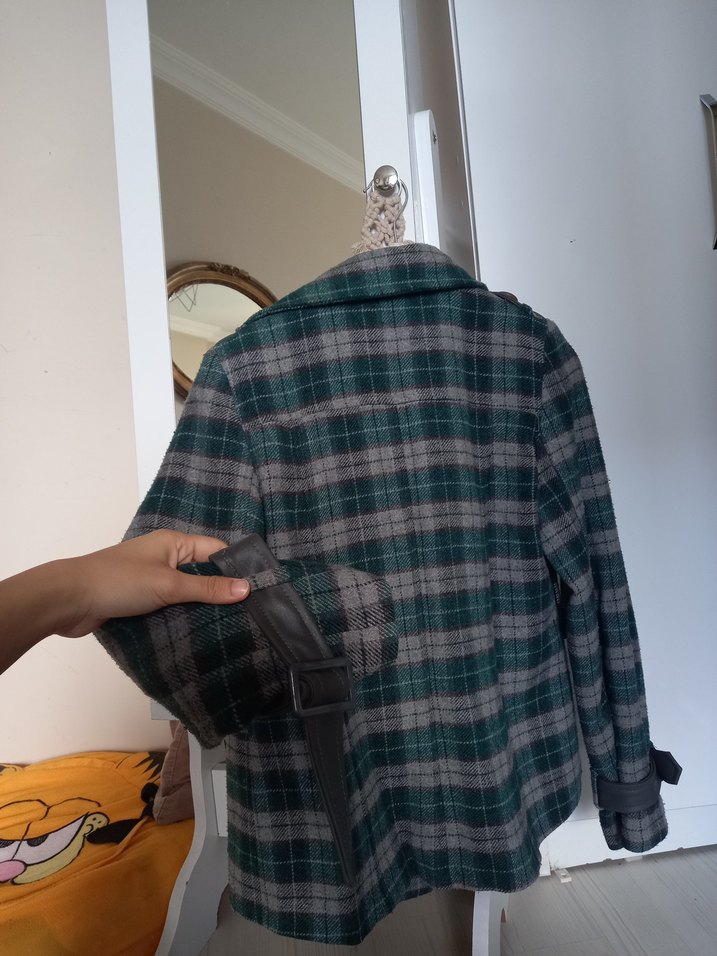 Düğmeli Ekose Desenli Kaban - Görsel 2