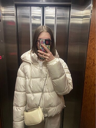 xs Beden beyaz Renk zara beyaz sisme mont