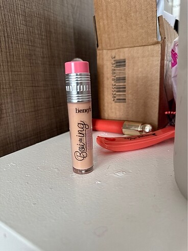 Benefit kapatıcı boi ing concealer