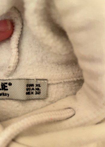 Beyaz Kapüşonlu BeAir 1970 Baskılı Sweatshirt - Görsel 3