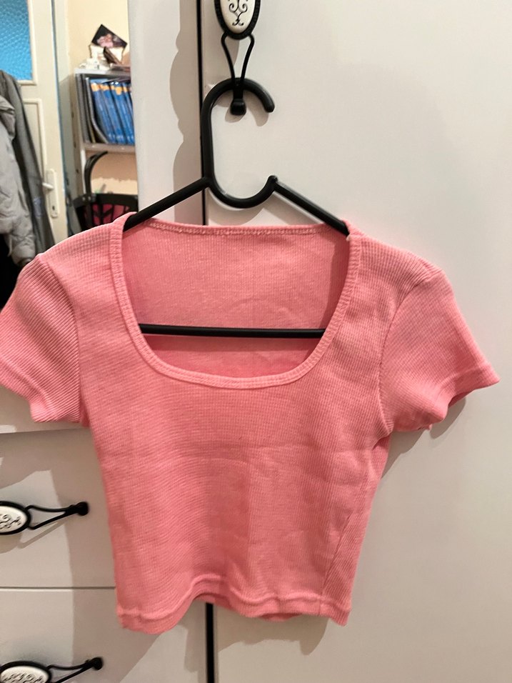 Pembe Kadın Crop Top, Yuvarlak Yaka, Kısa Kollu - Görsel 2