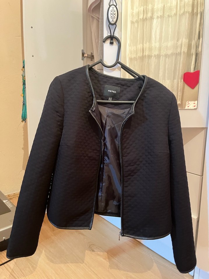 Siyah Fermuarlı Kadın Ceket - Görsel 3