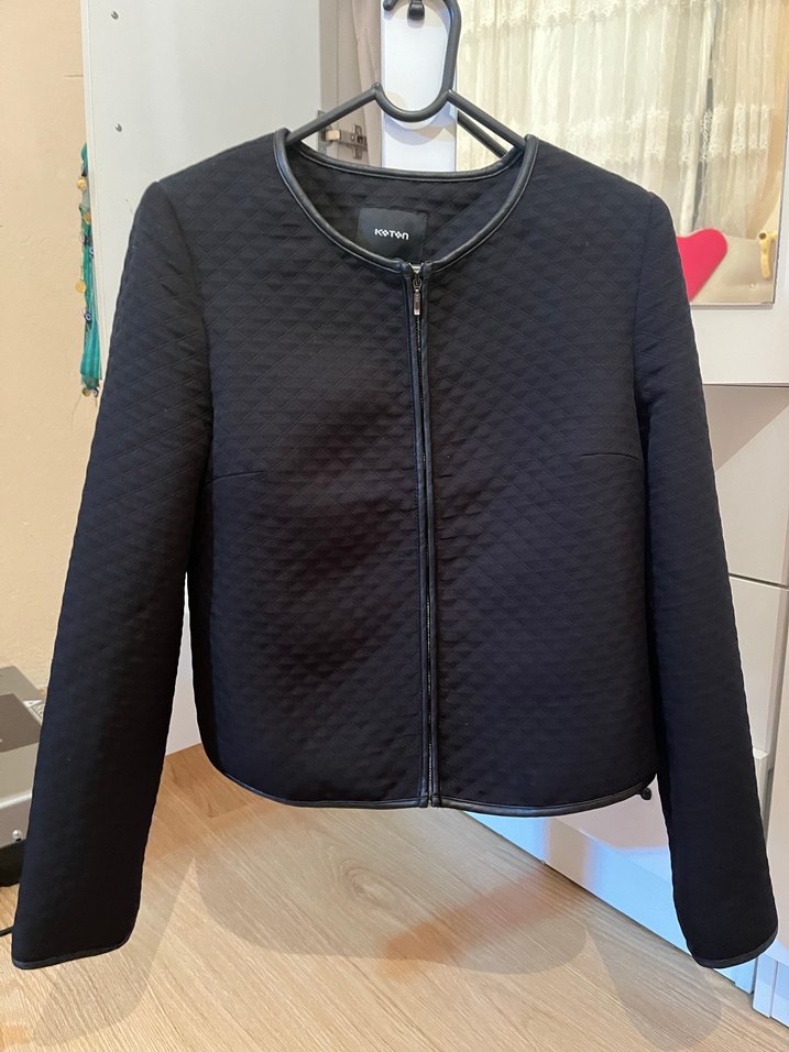 Siyah Fermuarlı Kadın Ceket - Görsel 2