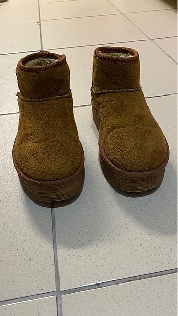 Ugg ugg bot