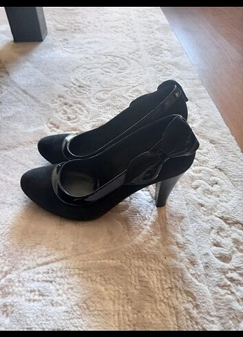 Diğer Siyah stiletto