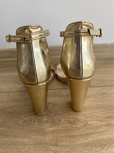 38 Beden Gold platform ayakkabı