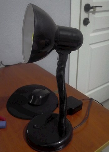 siyah masa lambası - Görsel 2