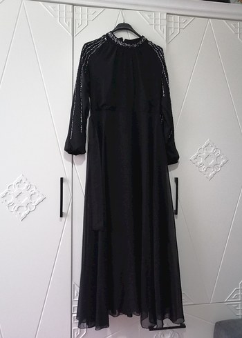 Siyah Uzun Kollu Gotik Uzun Elbise - Görsel 5