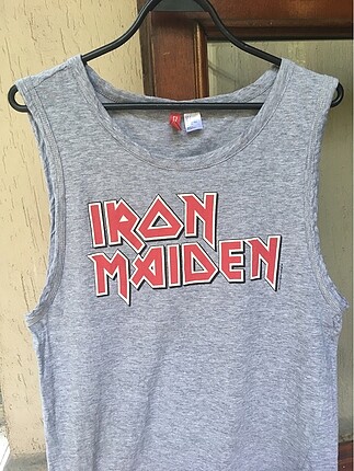 Iron Maiden askılı üst