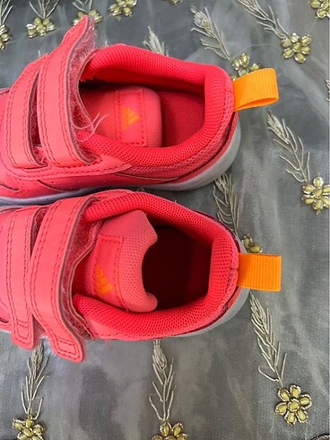 21 numara Adidas ayakkabı - Görsel 6