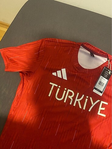 m Beden kırmızı Renk adidas team türkiye t-shirt forma