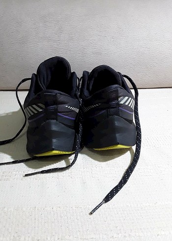 Nike zoom winflo 6 Shield kadın siyah koşu ayakkabısı - Görsel 4