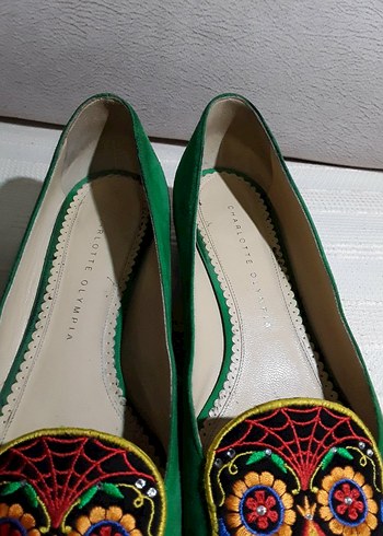 Charlotte Olympia şeker kafatası kadın leofer - Görsel 5
