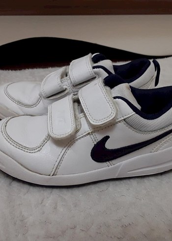 Nike Beyaz Erkek Çocuk Spor Ayakkabı