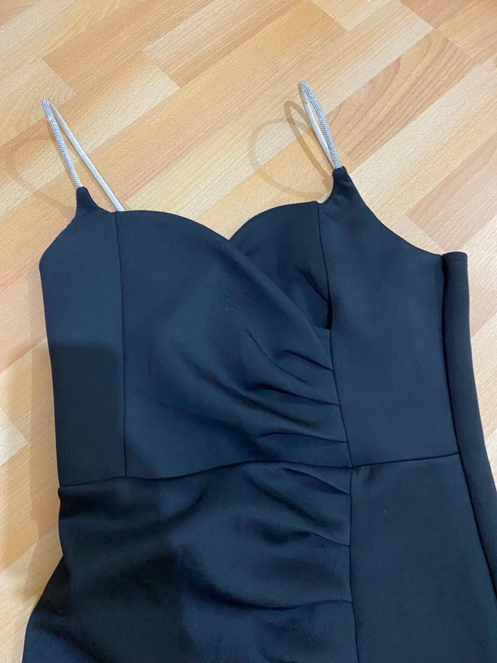 Siyah Straplez Uzun Drapeli Gotik Elbise - Görsel 4