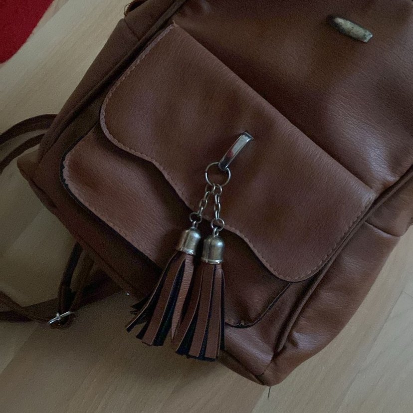 Bej Deri Püsküllü Kadın Çanta - Görsel 2