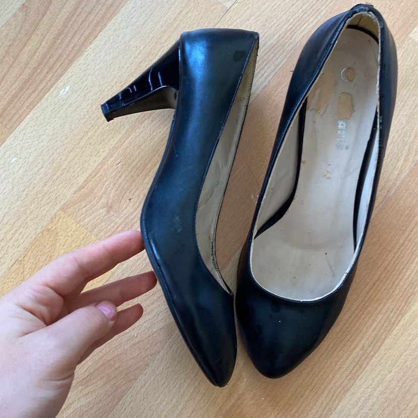 Parlak Siyah Tokalı Stiletto - Görsel 5