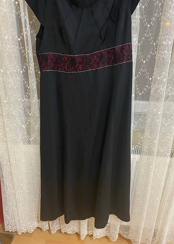 Siyah V Yaka Nakışlı Uzun Abiye Elbise - Görsel 4