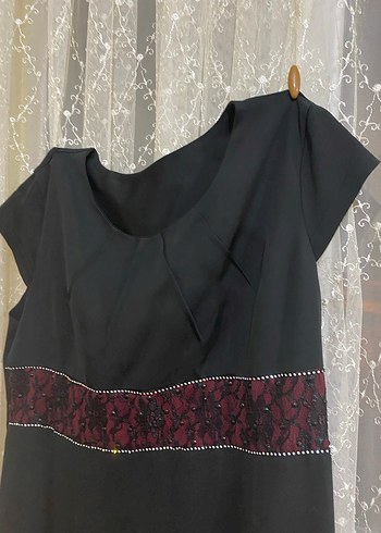 Siyah V Yaka Nakışlı Uzun Abiye Elbise - Görsel 2