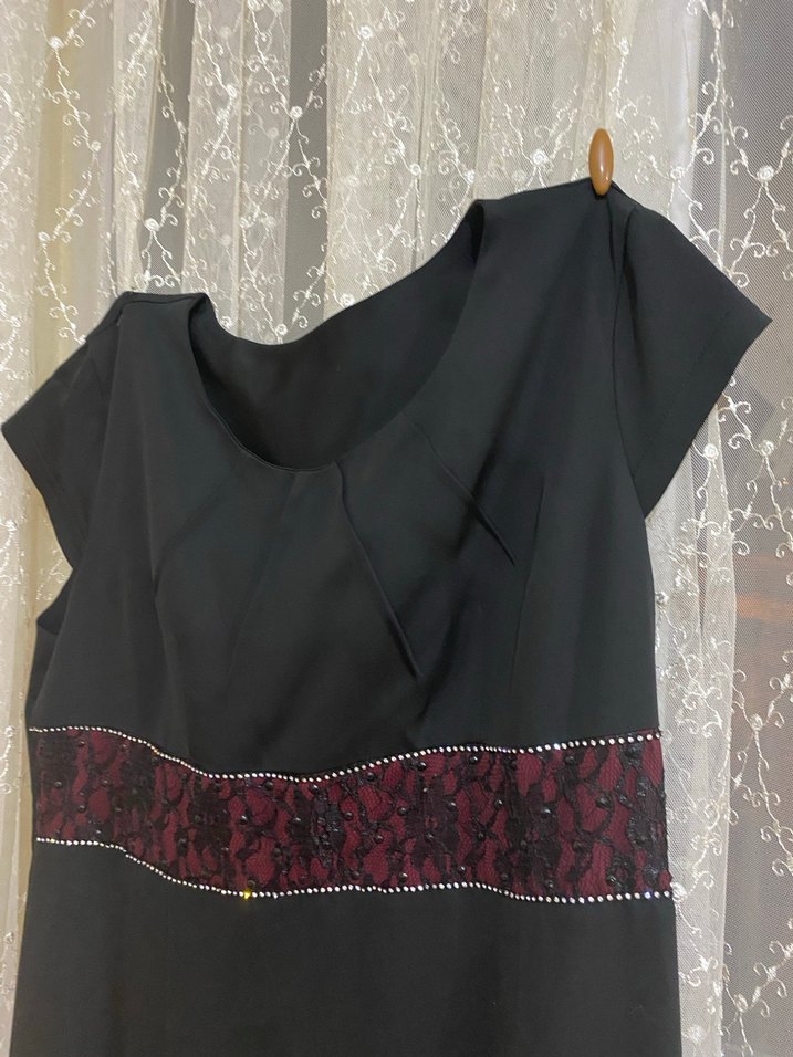 Siyah V Yaka Nakışlı Uzun Abiye Elbise - Görsel 2