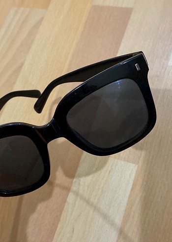 Parlak Siyah Gotik Kadın Güneş Gözlüğü - Görsel 3