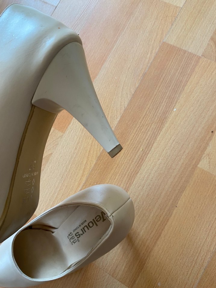 Beyaz Stiletto Topuklu Kadın Ayakkabı - Görsel 4