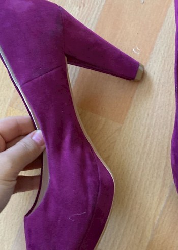 H&M Mor Süet Dolgu Topuk Kadın Ayakkabı - Görsel 4