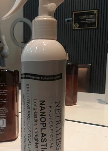 Netraliss Nanoplastia Profesyonel Saç Düzleştirici Sprey - Görsel 3