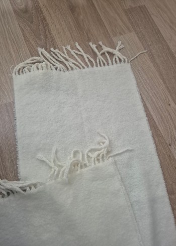 Beyaz Yün Kadın Şal - Görsel 2