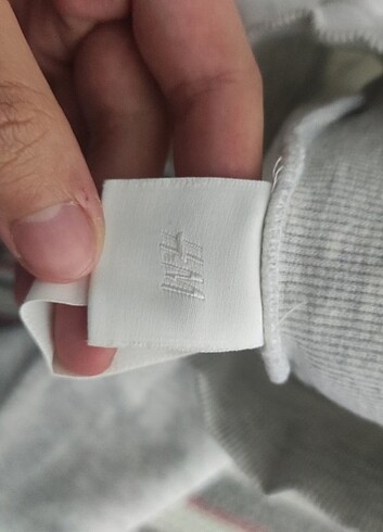 H&M sweatshirt