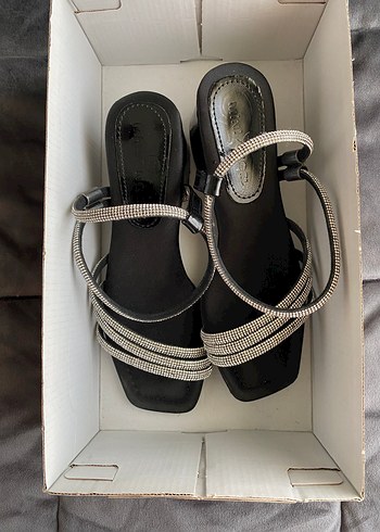 Çocuk Topuklu Ayakkabı - Görsel 4