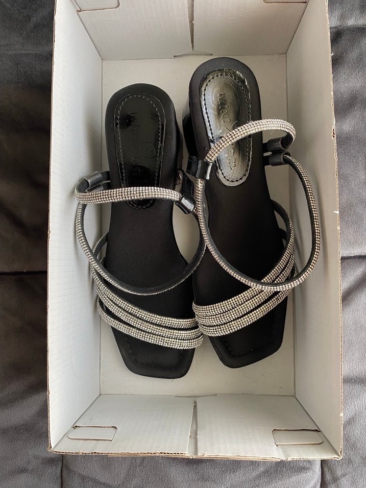 Çocuk Topuklu Ayakkabı - Görsel 4