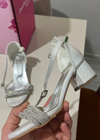 Tokalı Topuklu Ayakkabı - Görsel 3