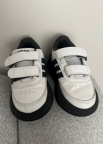 Erkek Çocuk Beyaz Spor Ayakkabı Adidas