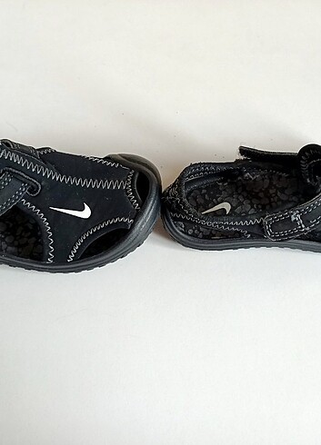 Nike Sunray 1 Sandalet 