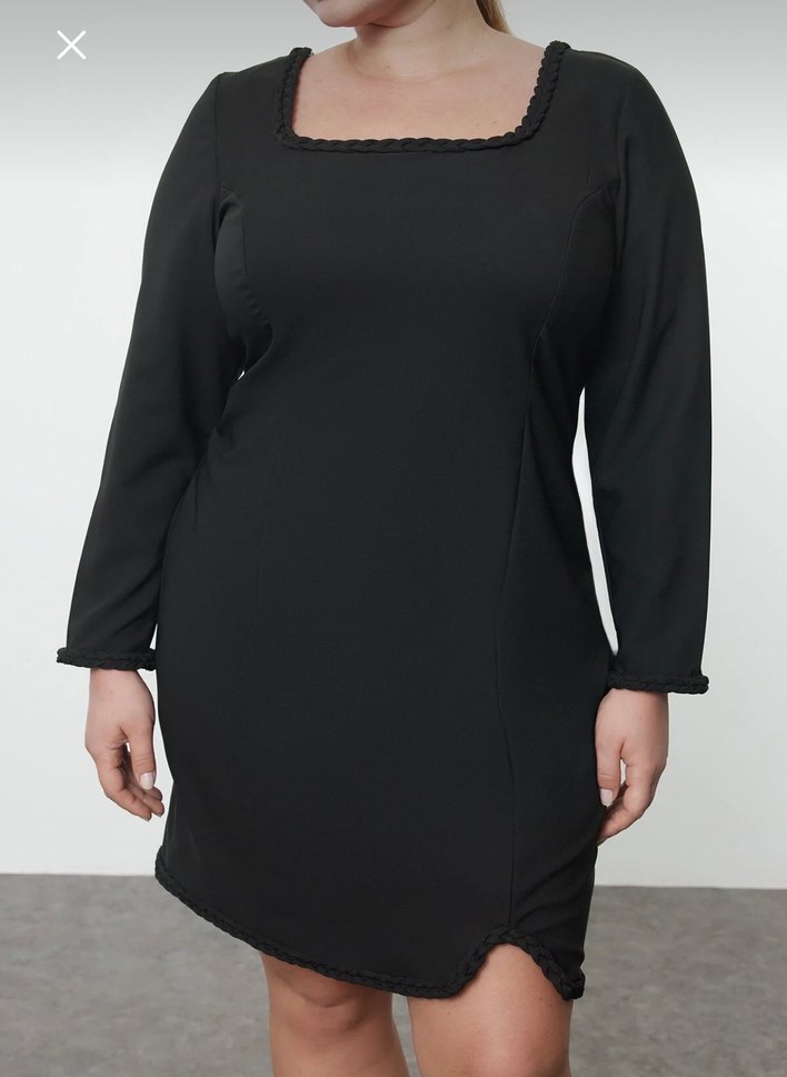 Siyah Kare Yaka Büyük Beden Elbise - Görsel 3