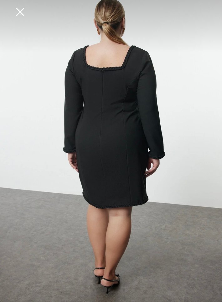 Siyah Kare Yaka Büyük Beden Elbise - Görsel 5