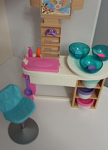Barbie cilt bakım seti ve salonu 