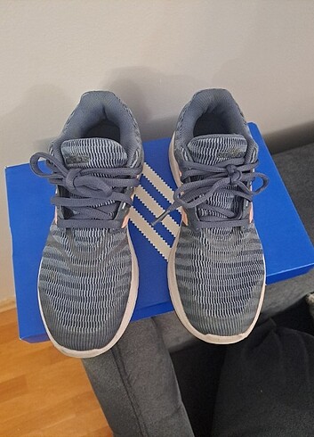 37,5 Beden mavi Renk Adidas 37,5 numara spor ayakkabı