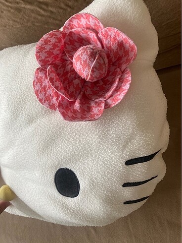  Beden Hello Kitty