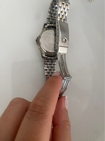  Beden Guess Unisex Saat